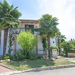 Ivan Apartment Funtana